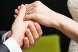 当婚姻遭遇背叛:如何理性应对丈夫出轨 当婚姻遭遇背叛:如何理性应对丈夫出轨